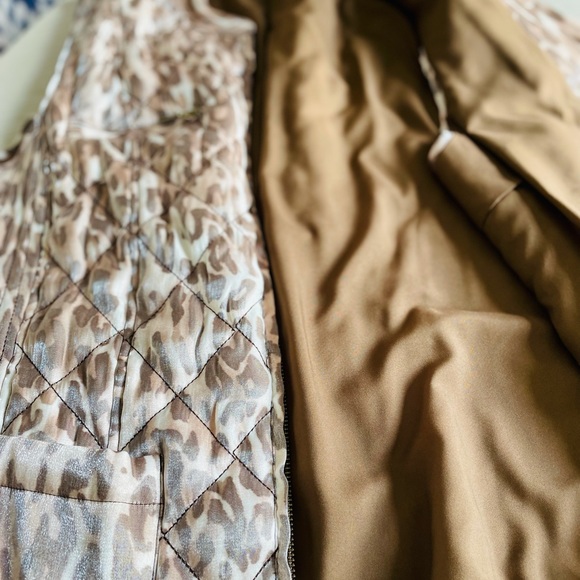 NWOT Chico’s Leopard Print Quilted Vest - Picture 5 of 8